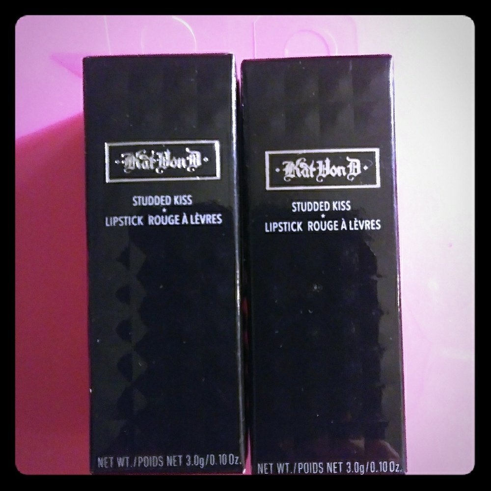 2x Kat Von D studded lipstick in L.U.V